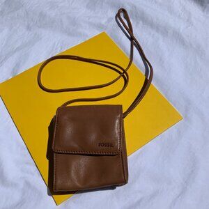 Vintage 90's leather purse by Fossil